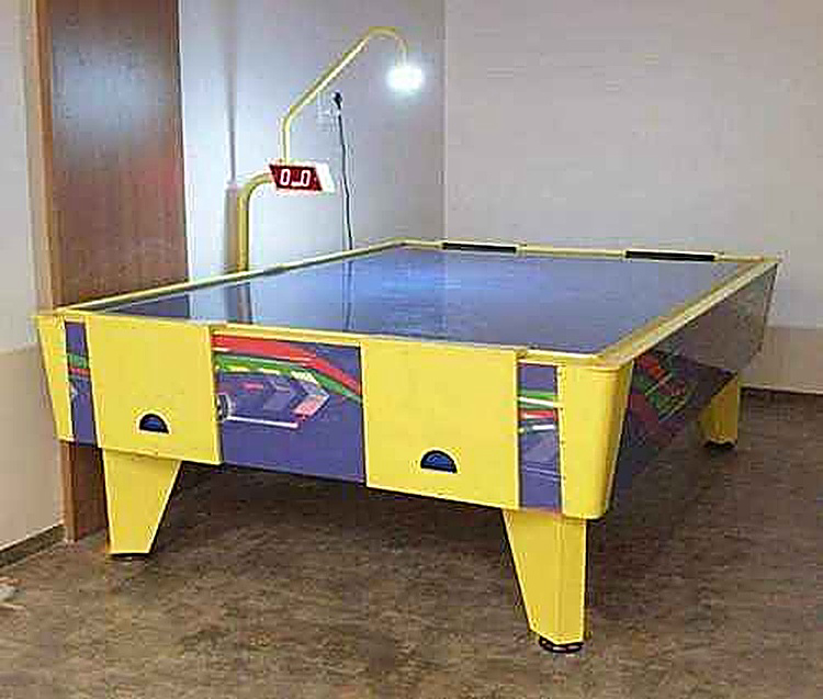 Speed Air Hockey Table with Scoreboard
