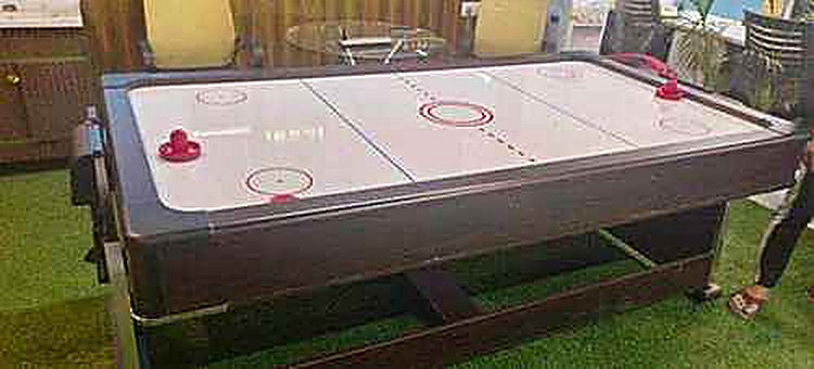Multi Game Table Club Installation
